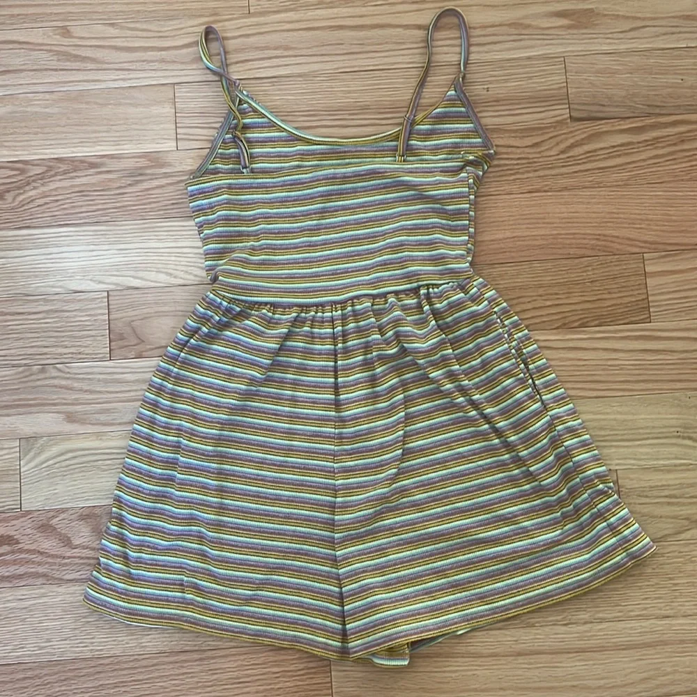Striped Romper - Picture 6 of 6